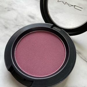 MAC powder blush